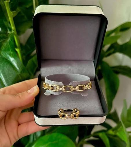 GOURMETTE AVEC BAGUE