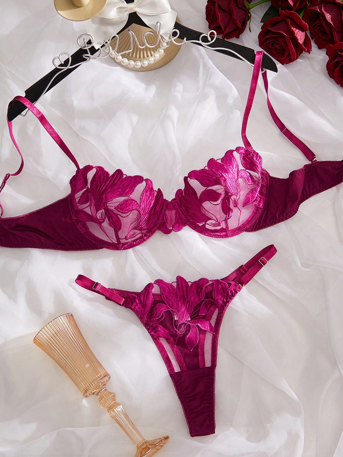 Sensara (lingerie deux pièces)