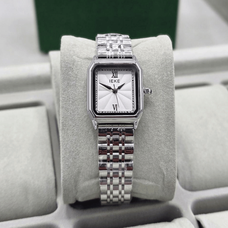 ساعة نسائية