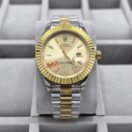 ساعة نسائية