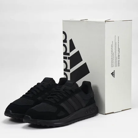 Adidas Run 84 Triple Black