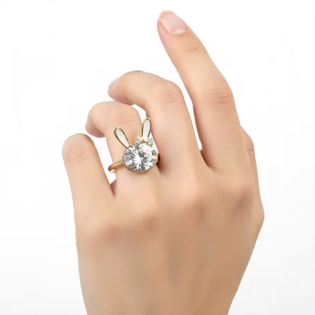 bague lapin blanc -doré