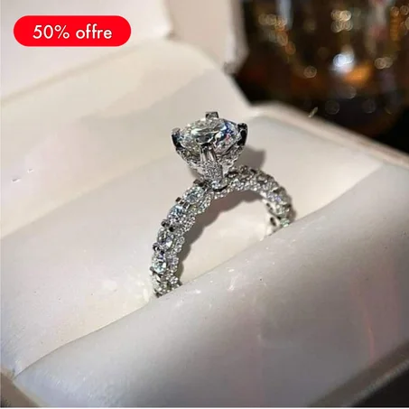 Bague Éclat de Diamant – Le charme du design circulaire royal