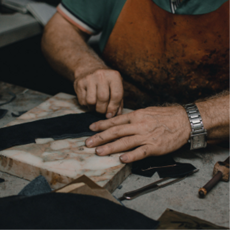 المنتجات الحرفية والمصنوعة يدويًا