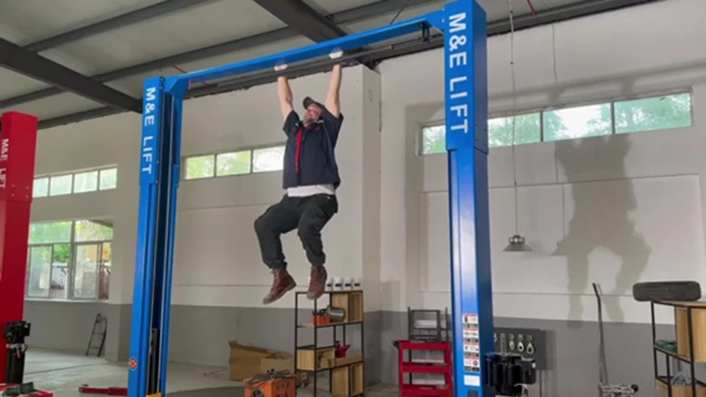 M&E 2 Post Lift 11000lbs Two Post Auto Lift Auto Truck Hoist Super Quality