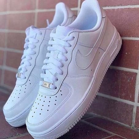 NIKE AIR