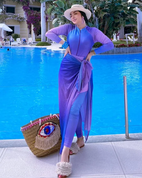 REF 166 AZOME بوركيني Zigzag بتصميم عصري مميز