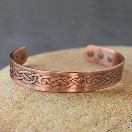 سوار مغناطيسي نحاسي