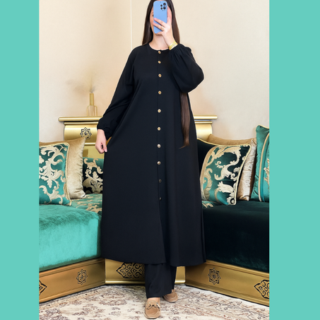 أونسومبل أنيق كيجمع بين الرقي والراحة.