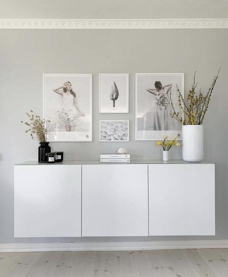Élégance Suspendue TV Stand