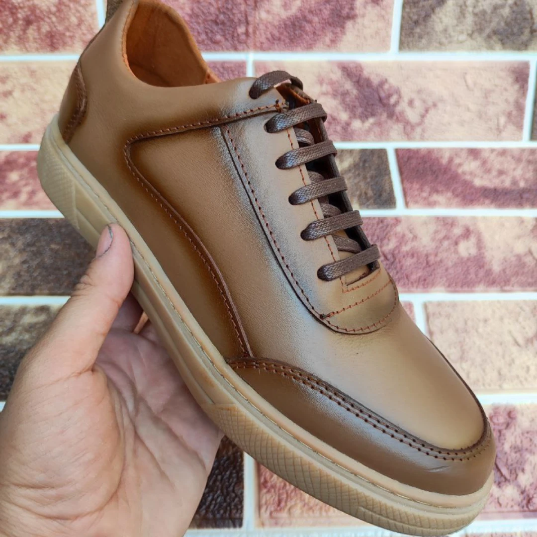 سنيكرز رجالي أنيق من الجلد الطبيعي - L003