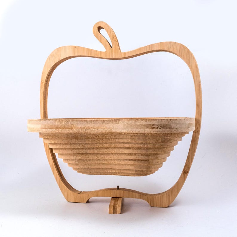 "قفة فواكه سحرية من الخيزران – تصميم كيتطوى وكيزيّن مائدتك" 🍎