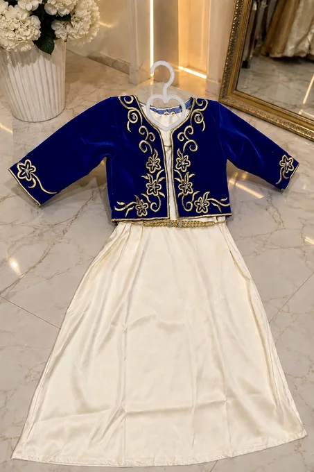 ربة كراكوا بالشعرة الذهبية