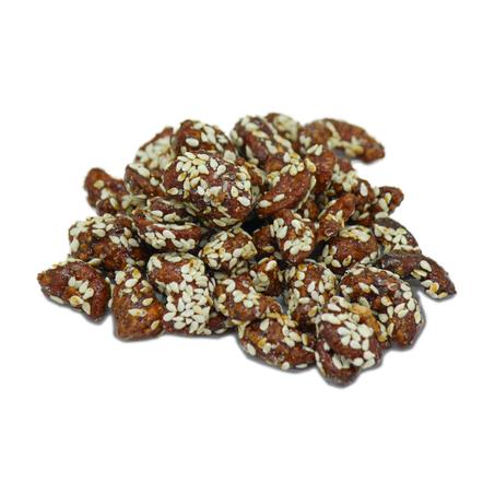 اكاجو بالزنجلان الأبيض