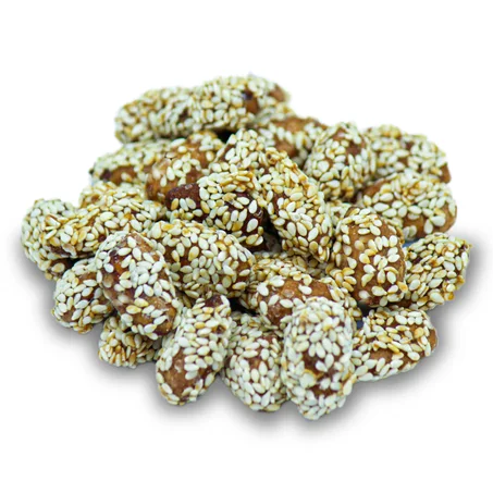 اللوز بالزنجلان الأبيض