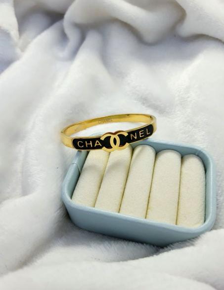 Bracelet Style Chanel – Chaîne Élégante en Acier Inoxydable