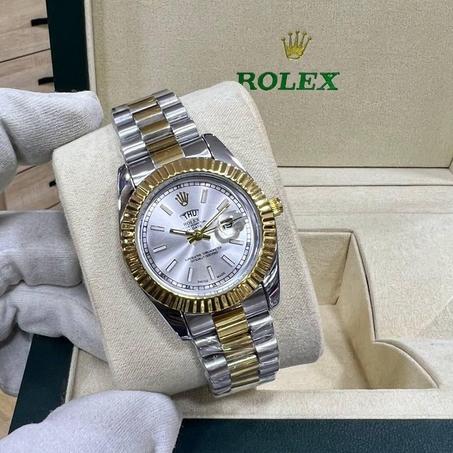Montre ROLEX  pour femme