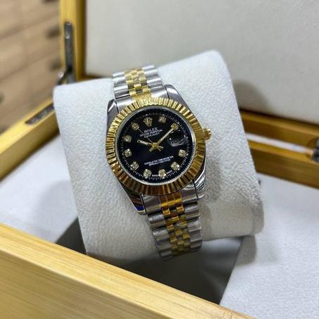 Montre ROLEX  pour femme