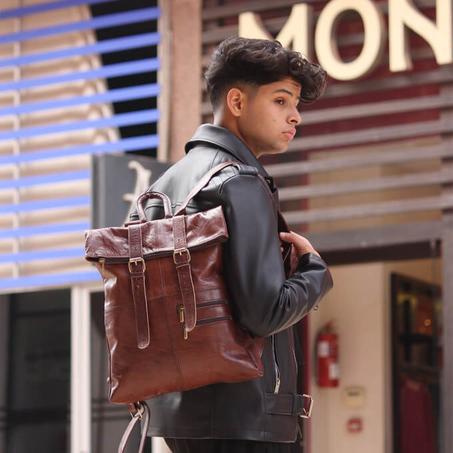 Zaino Moderno in vera pelle-MARON