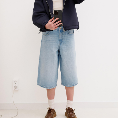 Bleu Simple Bermuda jort