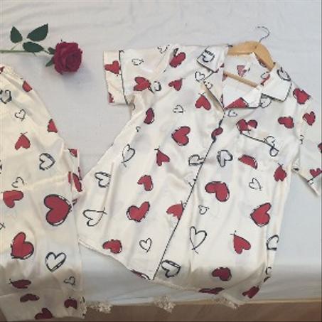 بيجامة نسائية