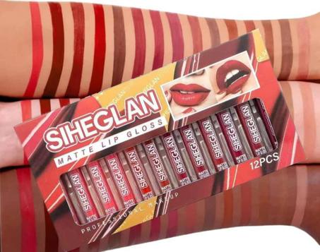 حمرة شفاه العالمية