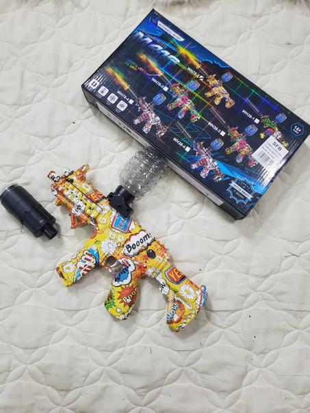 رشاش قاذف كرات الجل