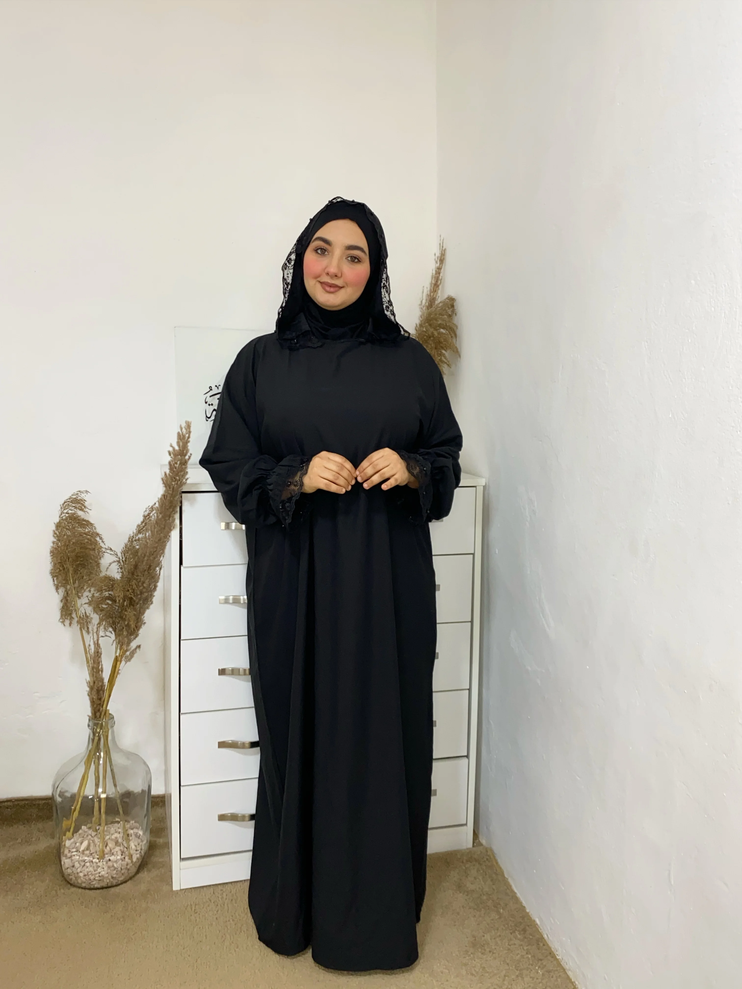 عباية الصلاة الفاخرة – الراحة والأناقة تلتقيان