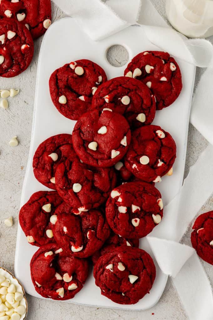RED VELVET COOKIES