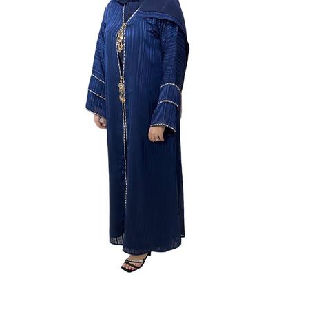 العباية مميزة مع الفستان