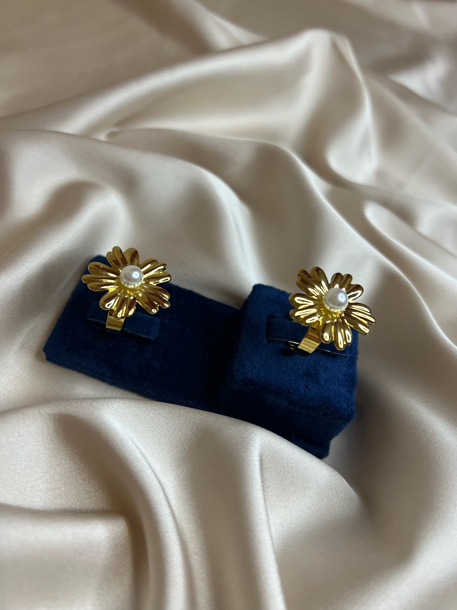 Bague Fleur à perle