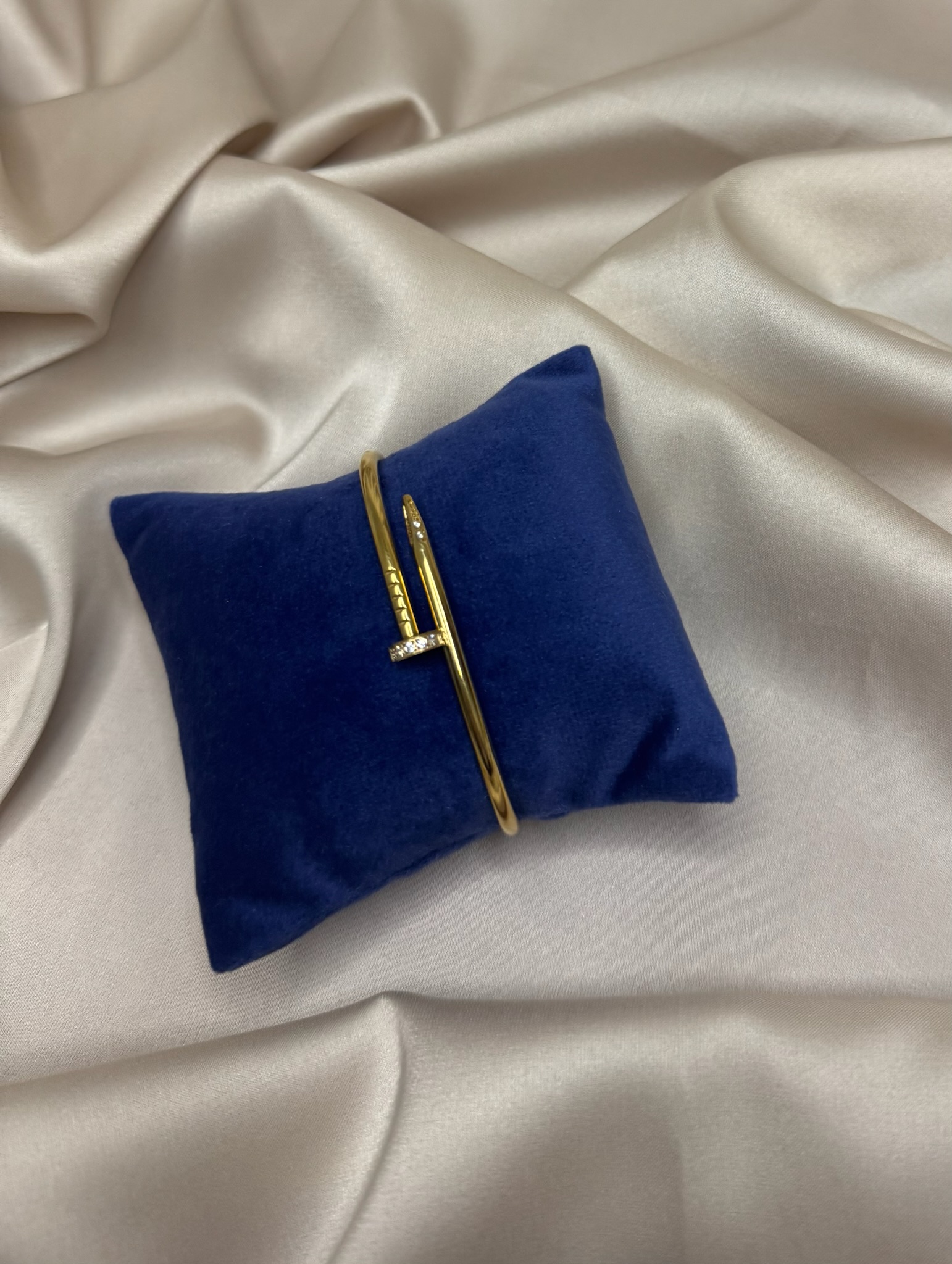 Bracelet Clou de Cartier -doré -