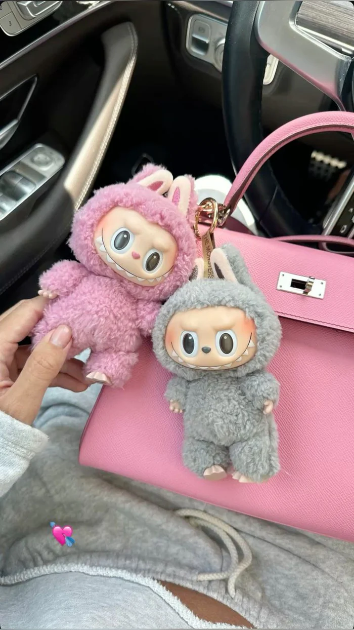 LABUBU PELUCHE