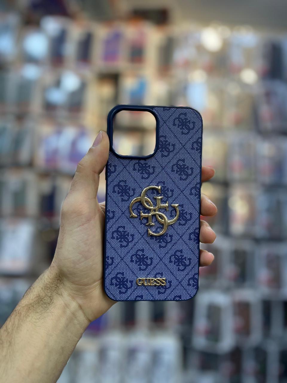 ✨ Coque iPhone Guess – Élégance & Protection ✨