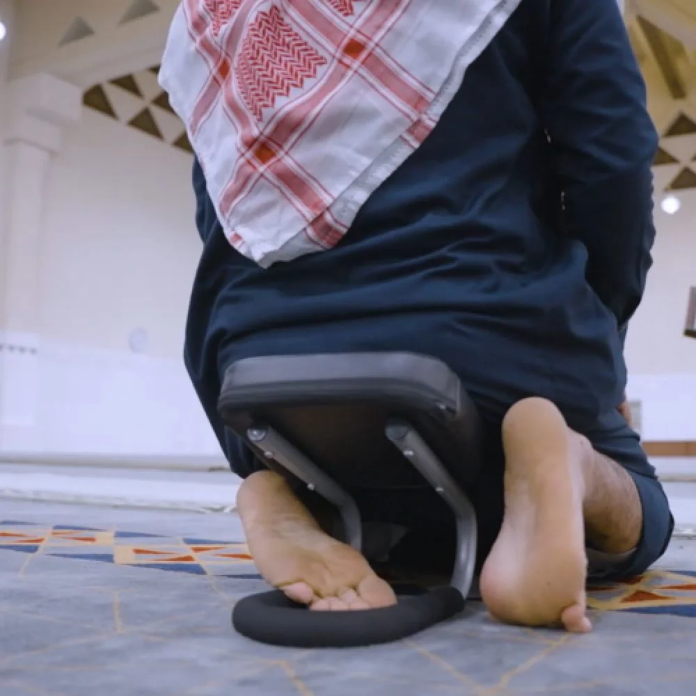 كرسي مريح لراحة الركبتين والظهر – مصنوع من مواد عالية الجودة