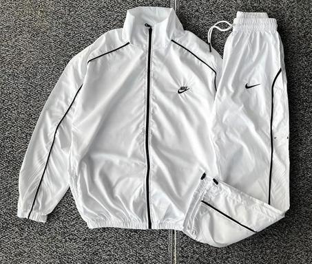 Survette Nike