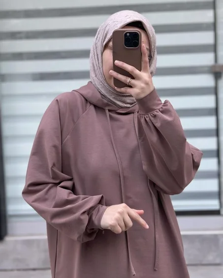 ملابس مستورة نسائية