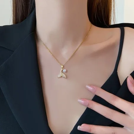 Mermaids Diamond Necklace