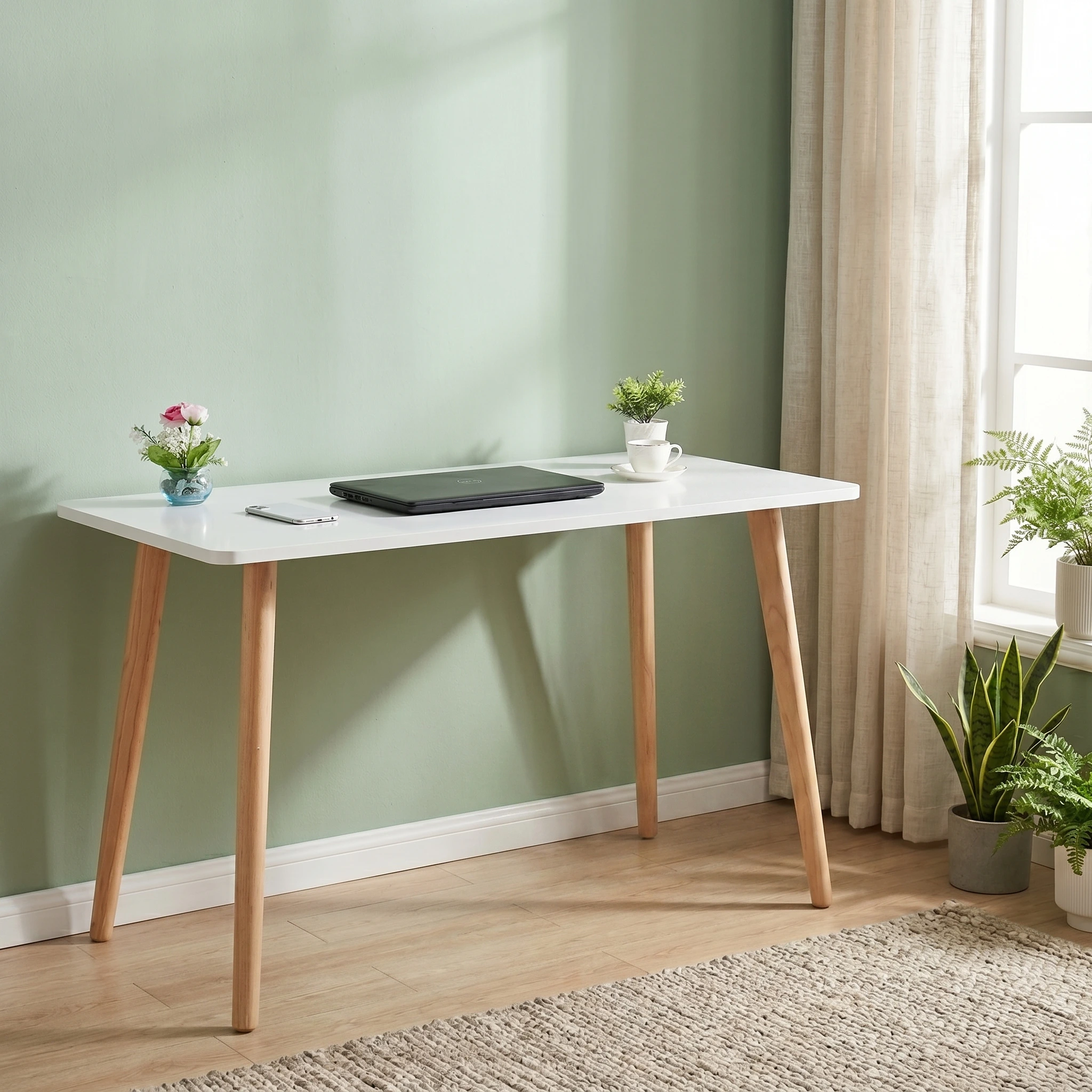 Table scandinave simple et fonctionnelle