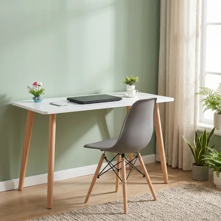 Table scandinave simple et fonctionnelle