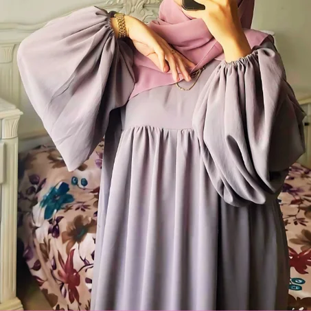 كسوة للمحجبات ناعمة بأكمام واسعة و طويلة