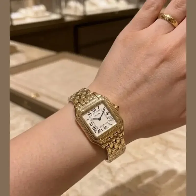 ساعة نسائية راقية