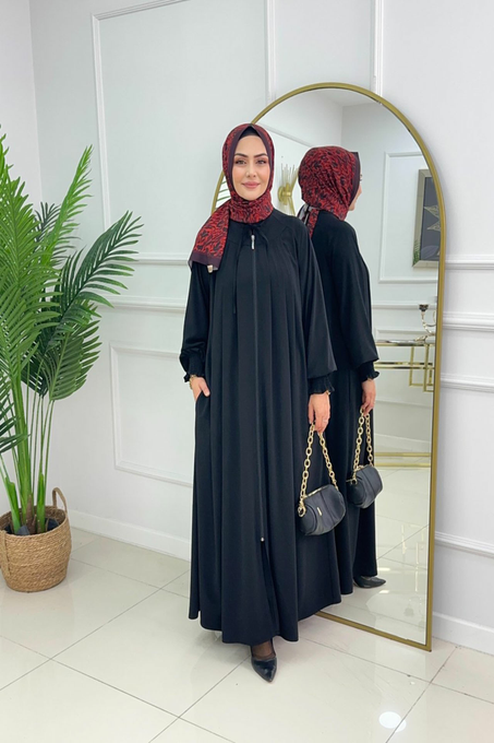 ✨ عباية فاخرة لإطلالة ملكية… أناقة وراحة في قطعة واحدة 👑﻿