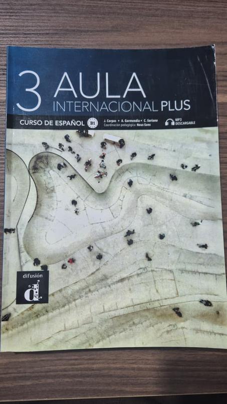 AULA INTERNATIONAL PLUS 3 BOOK