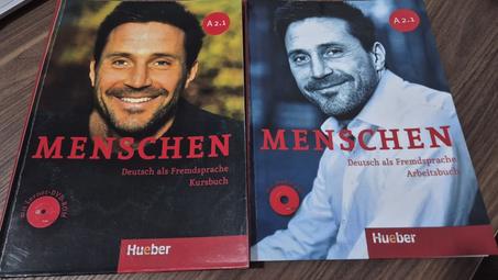 MENSCHEN KURSBUCH + ARBEITSBUCH A2.1