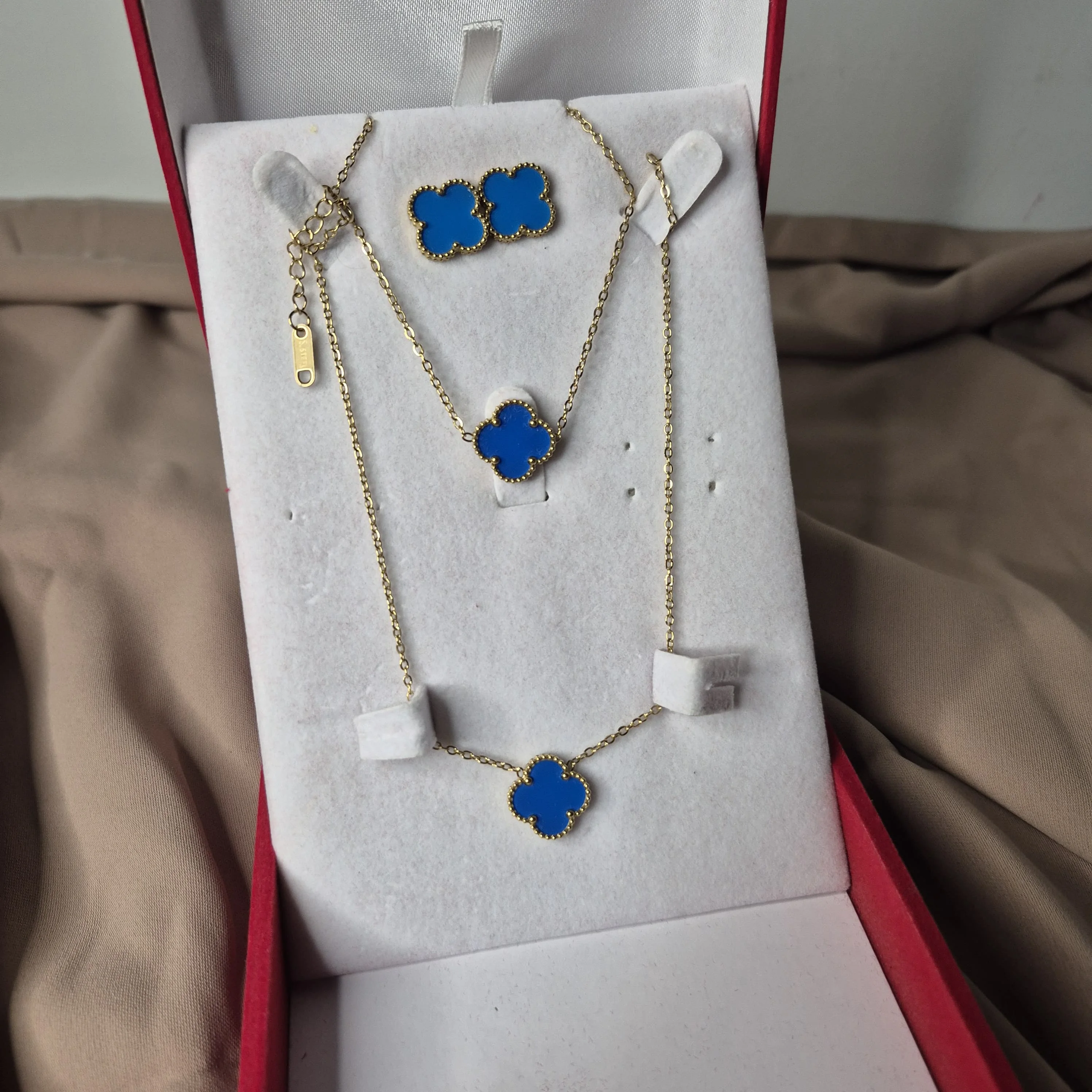 Pack Van Cleef en (Collier, bracelet et boucles d'oreilles)