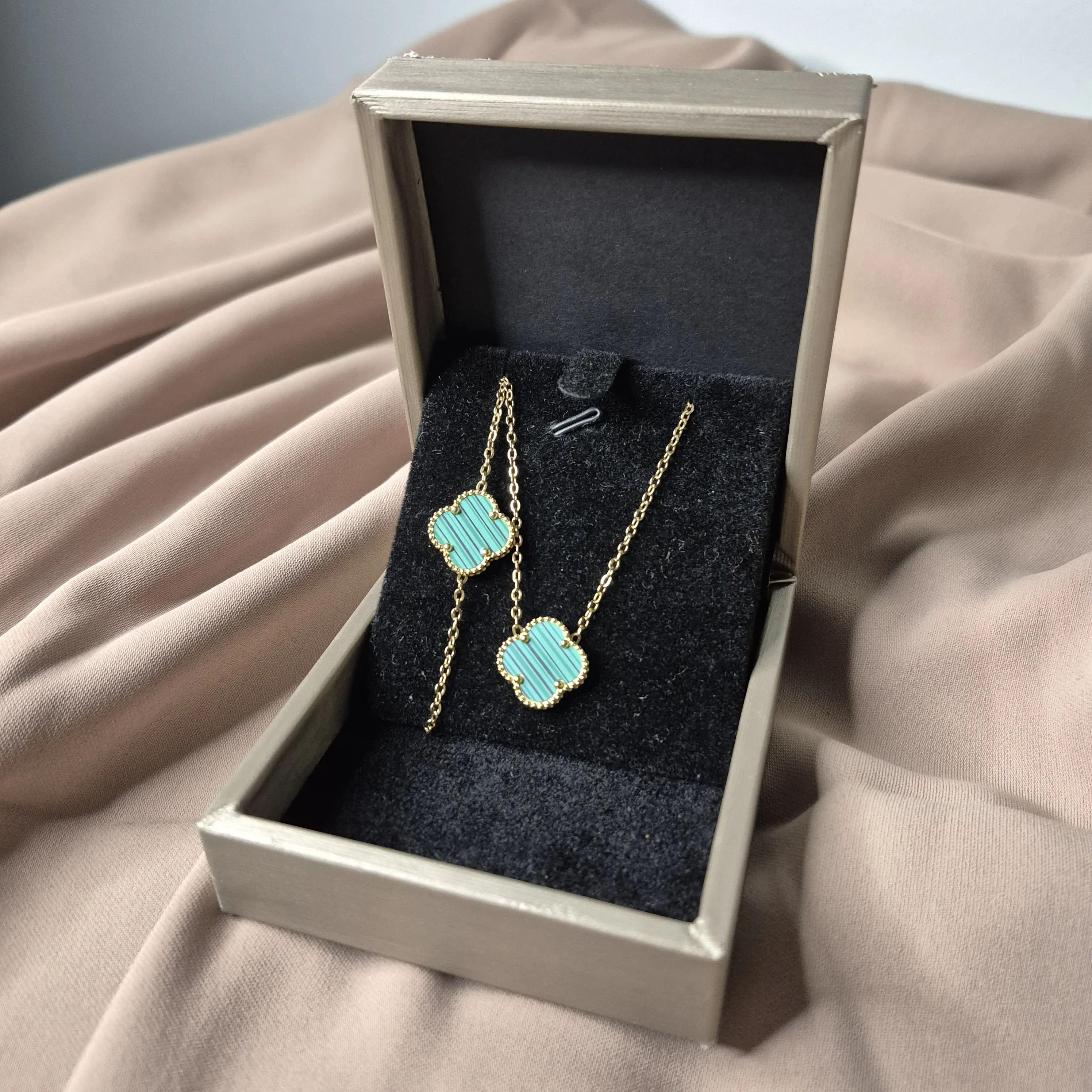 Pack Van Cleef (Collier et bracelet) en acier inoxydable
