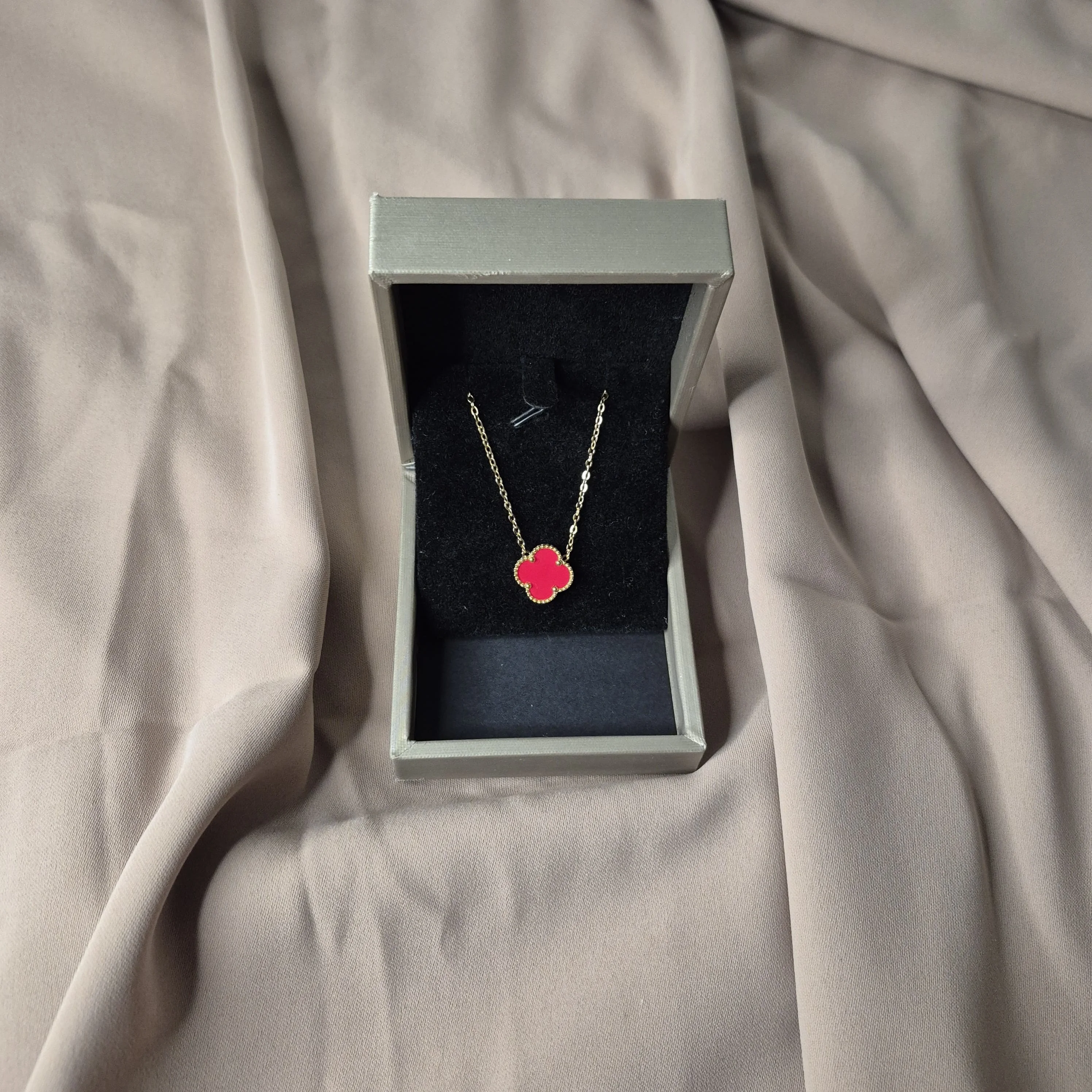 Collier Van Cleef (Vert ou Rouge)