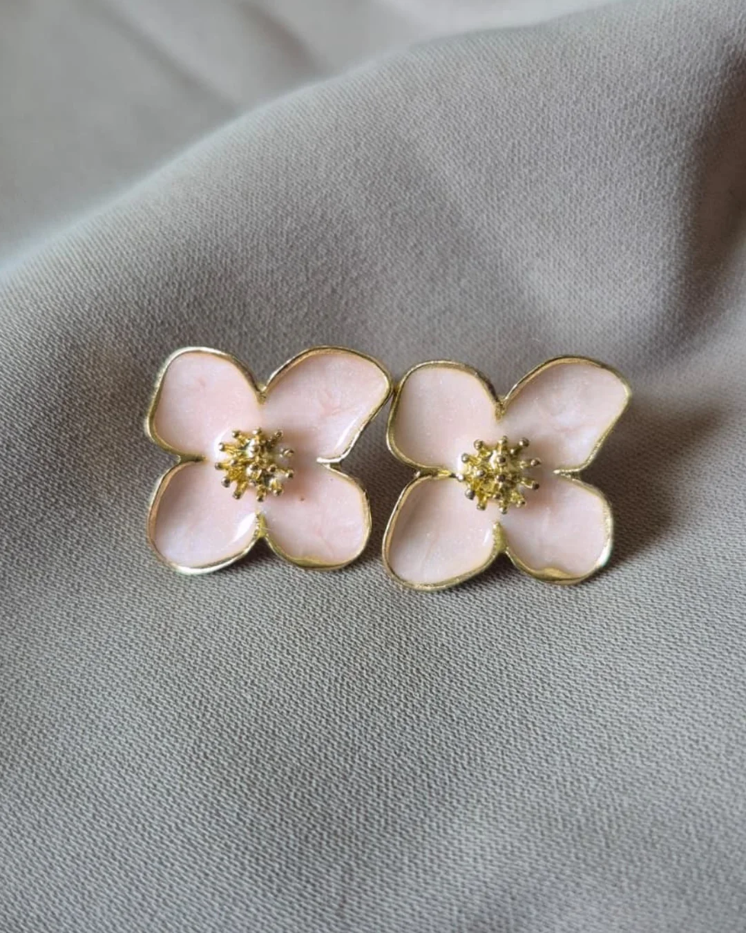 Boucles d'oreilles FLEURE en acier inoxydable