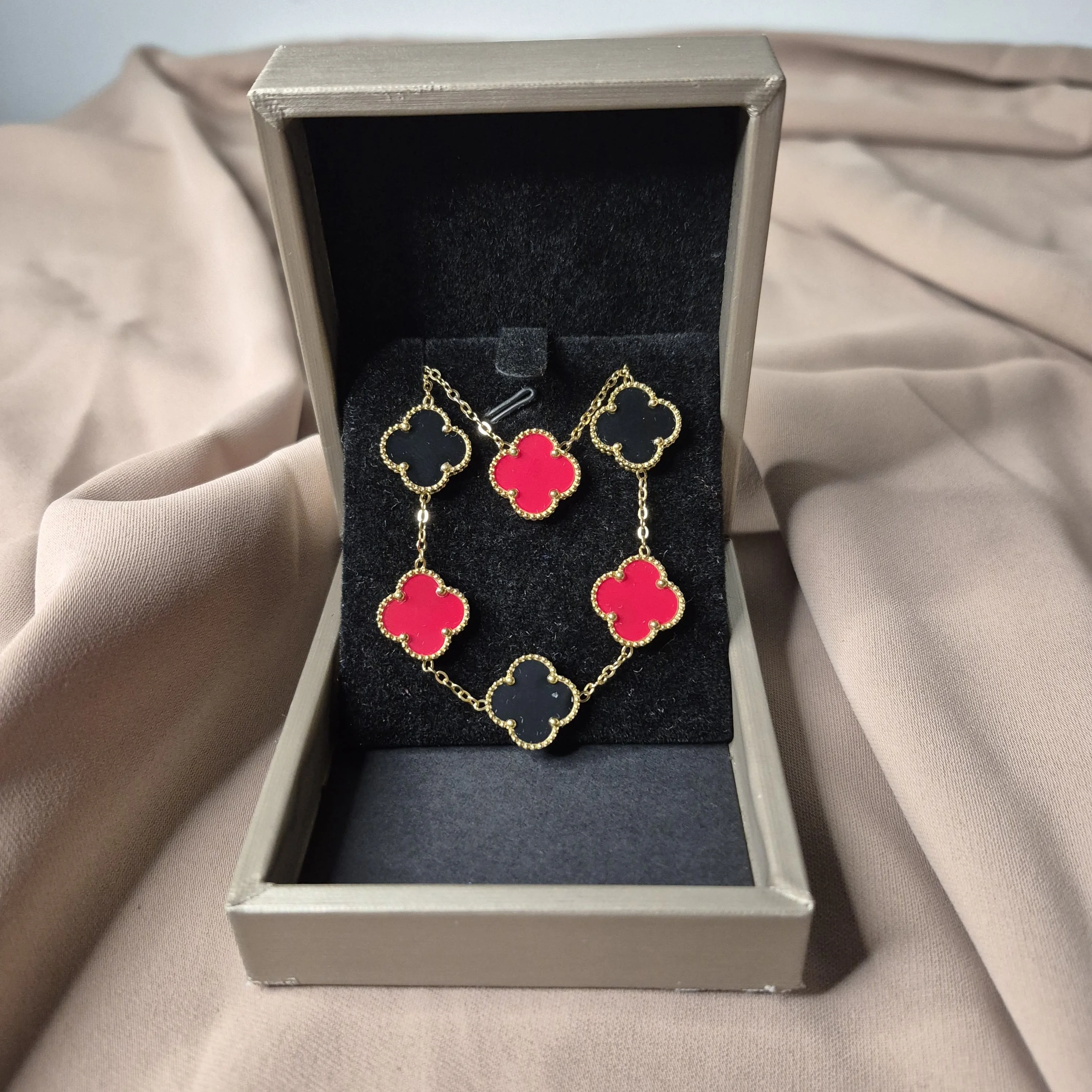 Pack Van Cleef (Collier et bracelet) en acier inoxydable